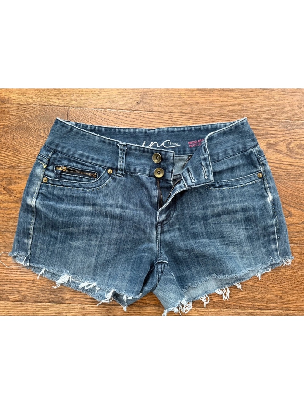 INC Women’s Cutoff Summer Denim Dark Jean Shorts Double Buttons Size 8 - (30”)
